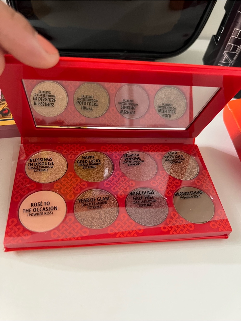 MAC New Makeup  bundle - Picture 4 of 9